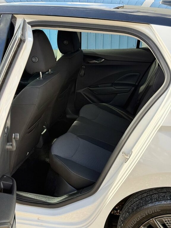 Skoda Fabia 2022 1.0 Tsi Colour Edition Hatchback D MK22PUE White #6