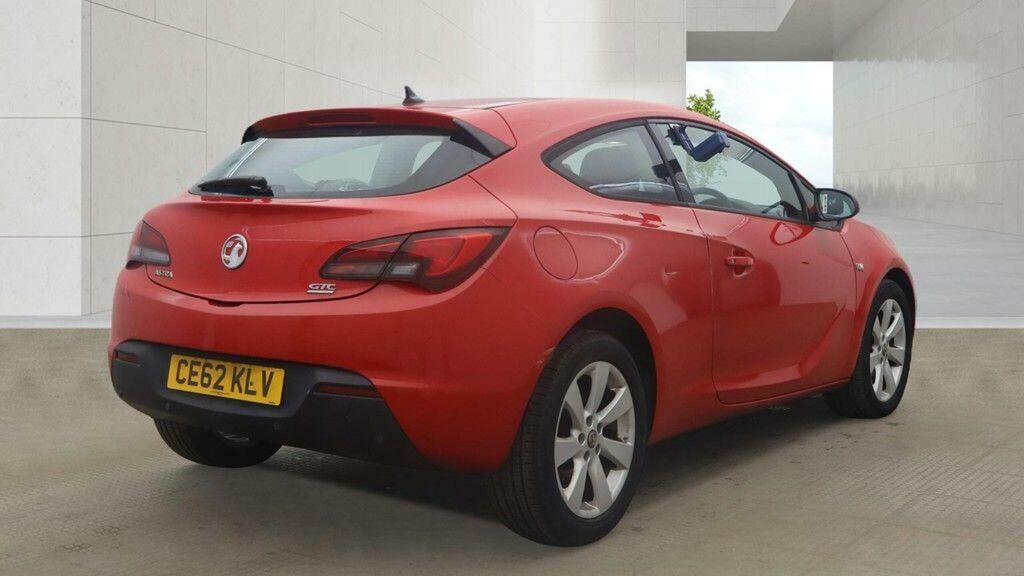 Vauxhall Astra GTC Coupe 1.4T 16V Sport Euro 5 Ss 201262 Red #3