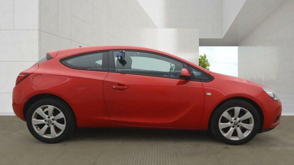 Vauxhall Astra GTC Coupe 1.4T 16V Sport Euro 5 Ss 201262 Red #4