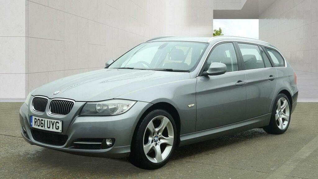 BMW 3 Series Estate 2.0 318D Exclusive Edition Touring Euro 5 Grey #2