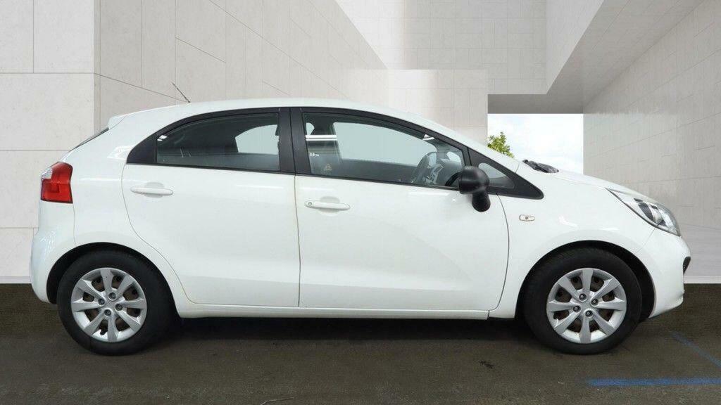 Kia RIO 1.25 2 Hatchback Euro 5 84 Bhp Silver #15