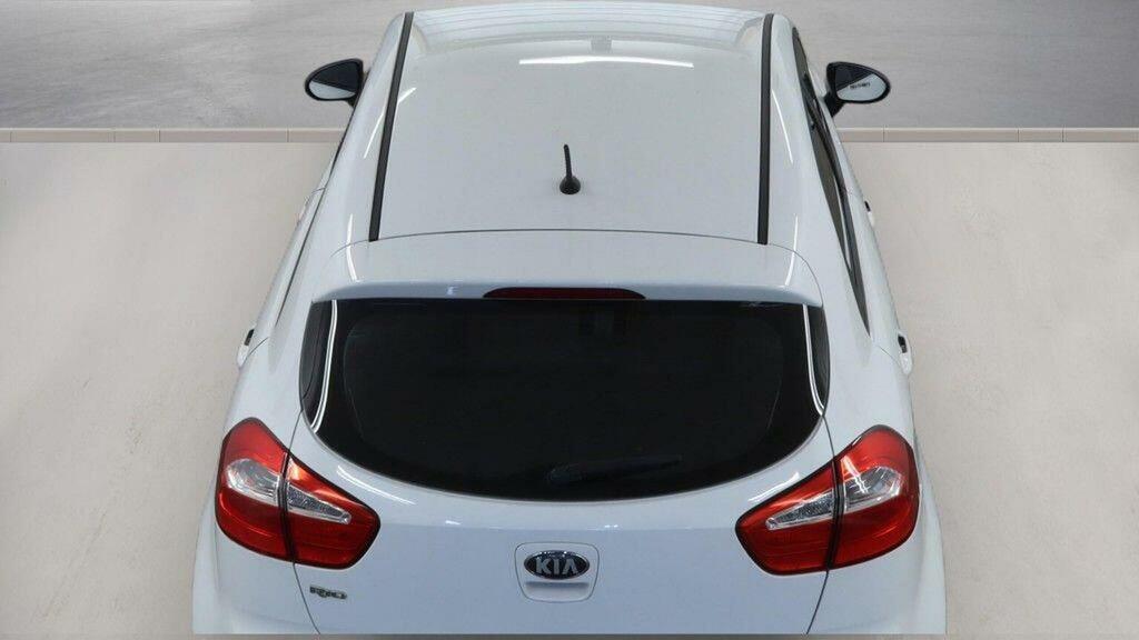 Kia RIO 1.25 2 Hatchback Euro 5 84 Bhp Silver #8