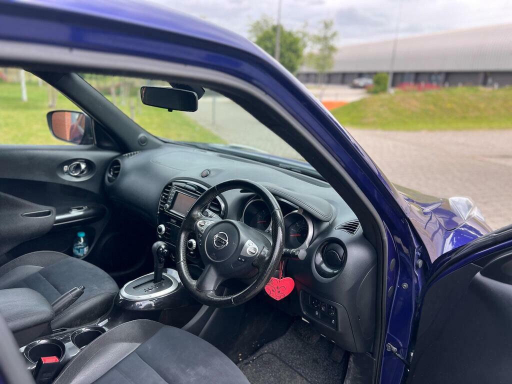 Nissan Juke Tekna Xtronic Blue #25