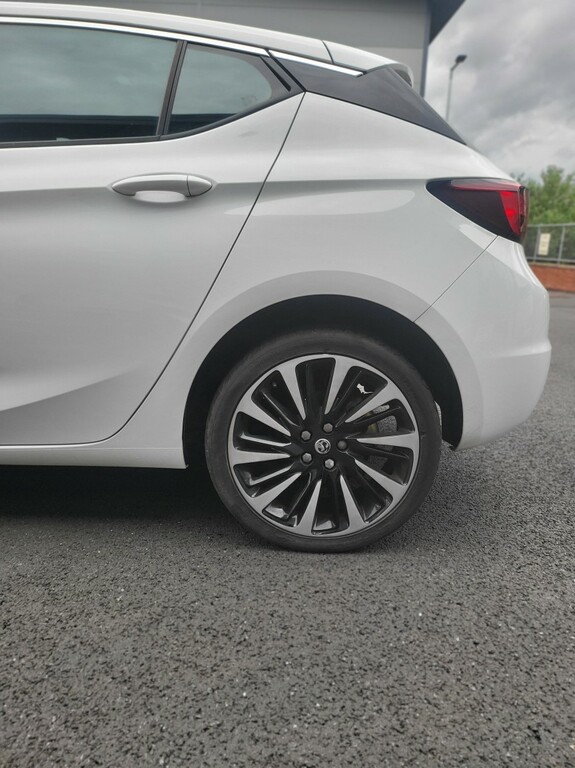 Vauxhall Astra Hatchback Grey #7