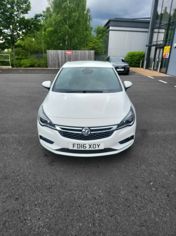 Vauxhall Astra 1.6 Cdti Blueinjection Sri Nav White #2