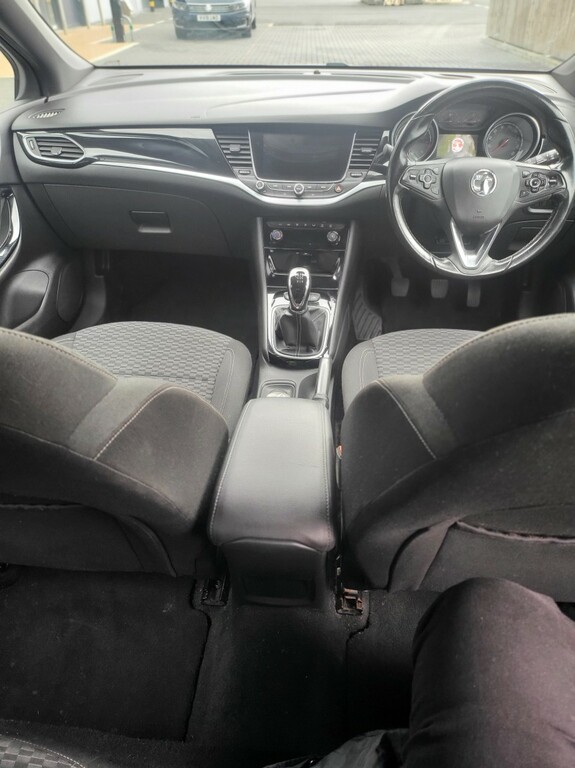 Vauxhall Astra Hatchback Grey #19