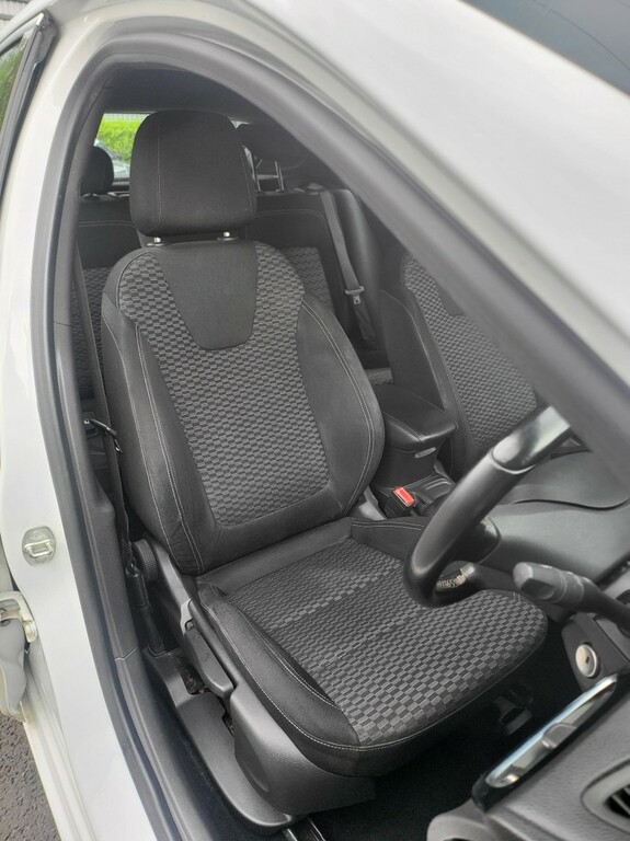 Vauxhall Astra Hatchback Grey #12