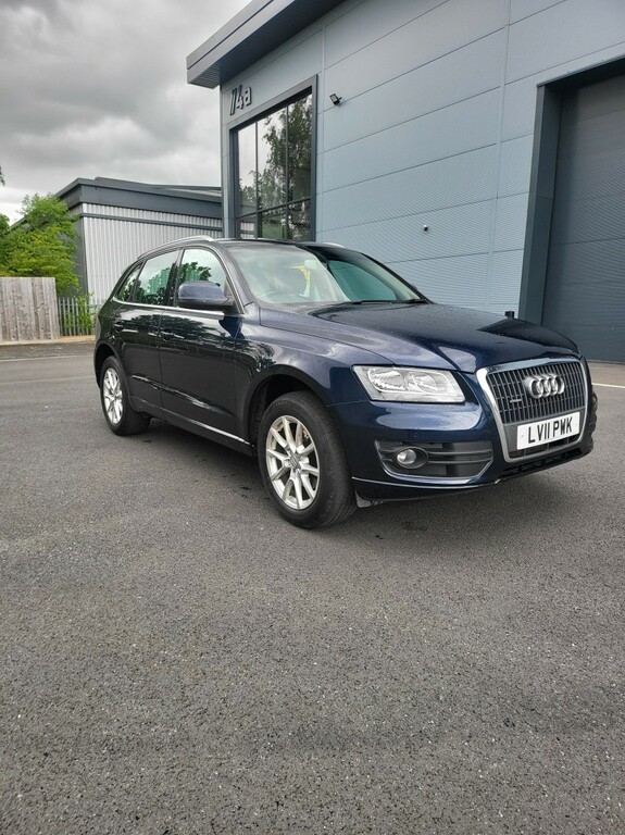 Audi Q5 White #13