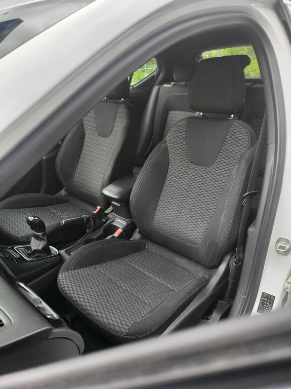 Audi Q5 White #24