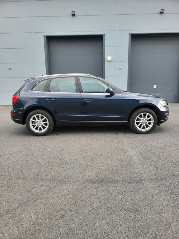 Audi Q5 White #12