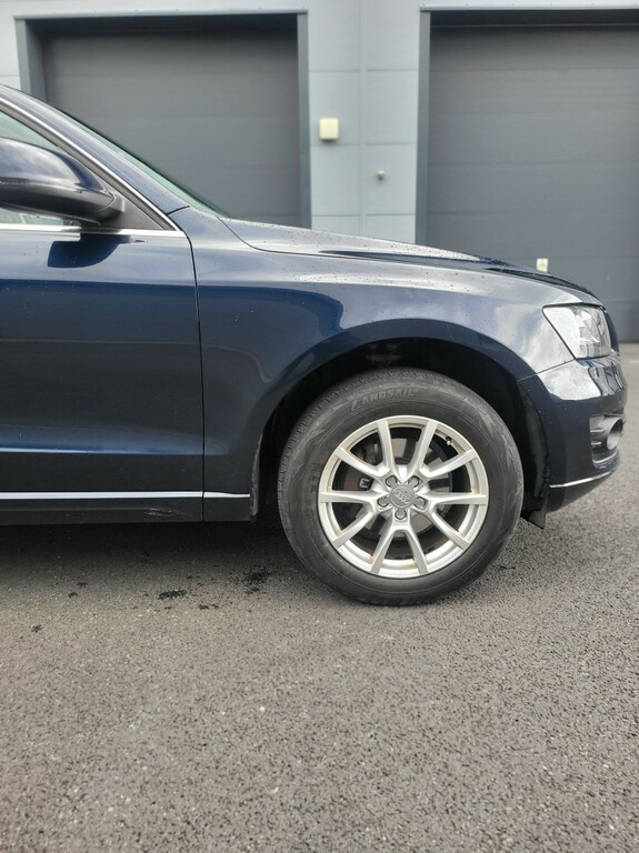 Audi Q5 White #11