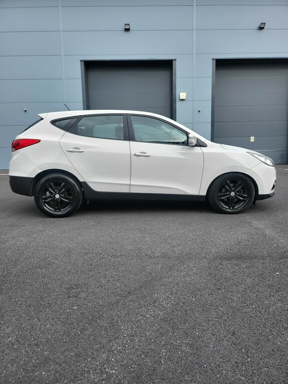 Hyundai Ix35 2.0 Crdi Premium Black #13
