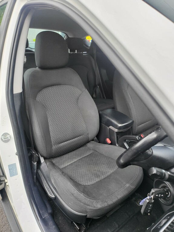 Hyundai Ix35 2.0 Crdi Premium Black #17
