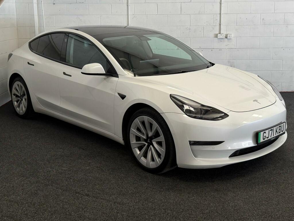 Tesla Model 3 Dual Motor Long Range 4Wde White
