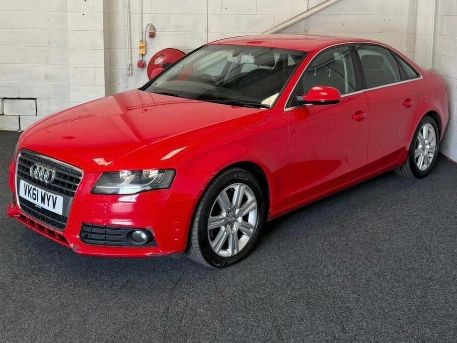 Audi A4 2.0 Tdi Se Euro 5 Ss Red #3