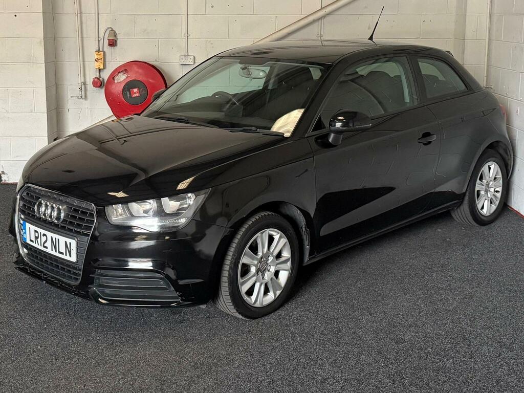 Audi A1 1.6 Tdi Se Euro 5 Ss LR12NLN Black #3