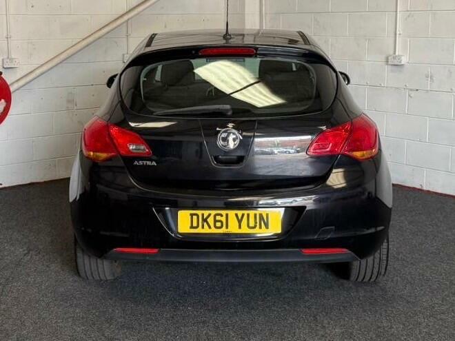 Vauxhall Astra 1.4 16V Excite Euro 5 DK61YUN Black #5