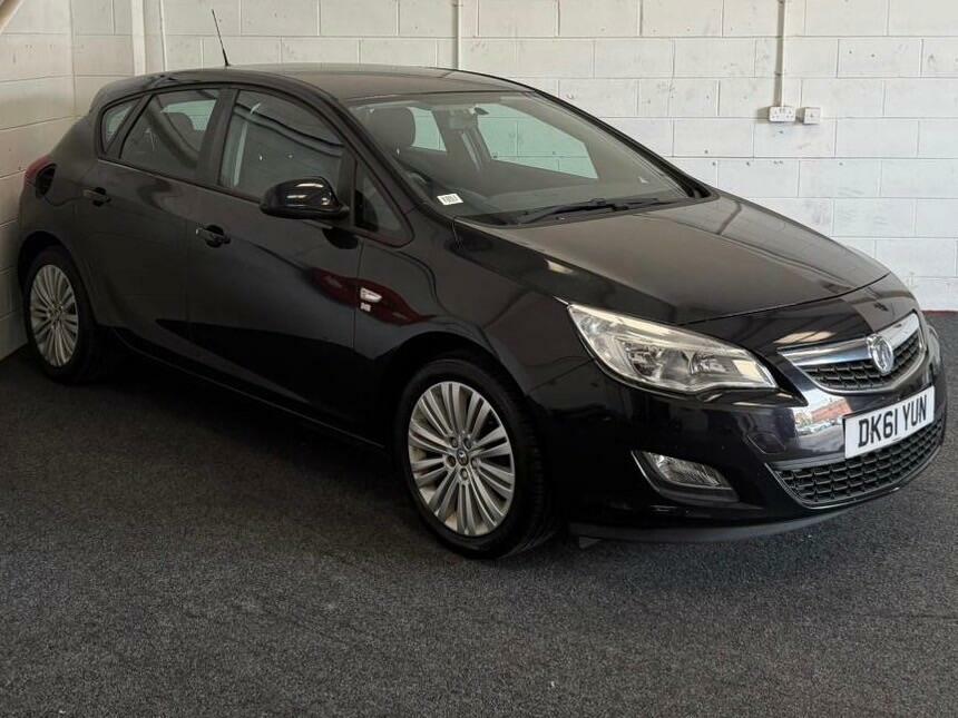 Vauxhall Astra 1.4 16V Excite Euro 5 Black