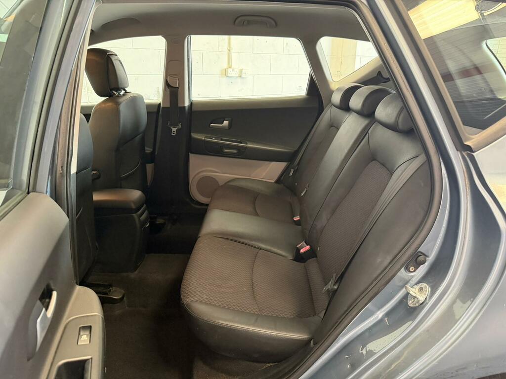 Kia Ceed Silver #10