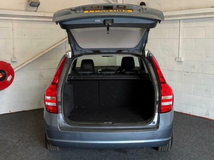 Kia Ceed Silver #24