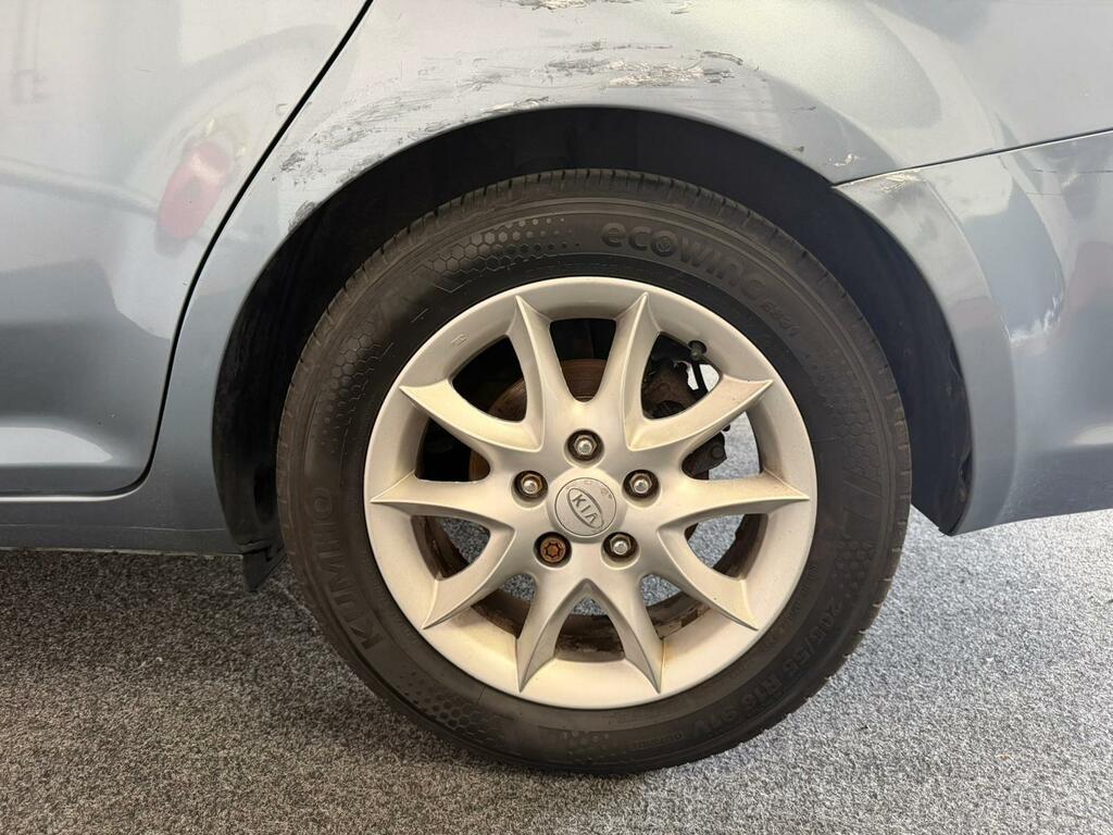 Kia Ceed Silver #26