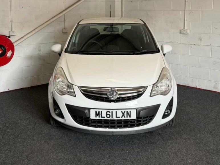 Vauxhall Corsa 1.2 16V Excite Euro 5 ML61LXN White #2