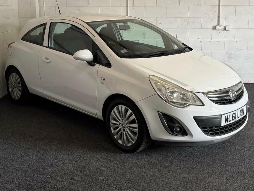 Vauxhall Corsa 1.2 16V Excite Euro 5 ML61LXN White
