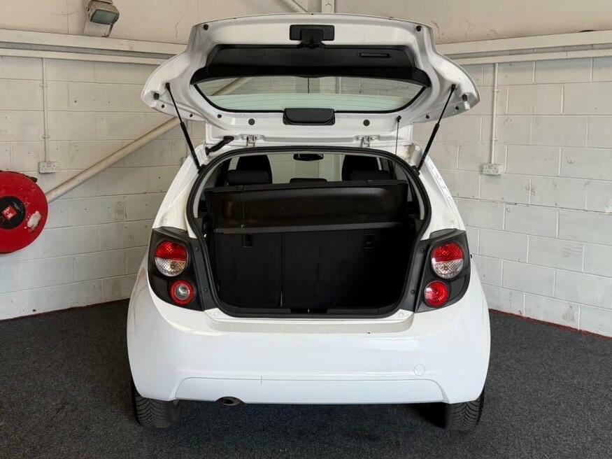 Chevrolet Aveo Ls Silver #26