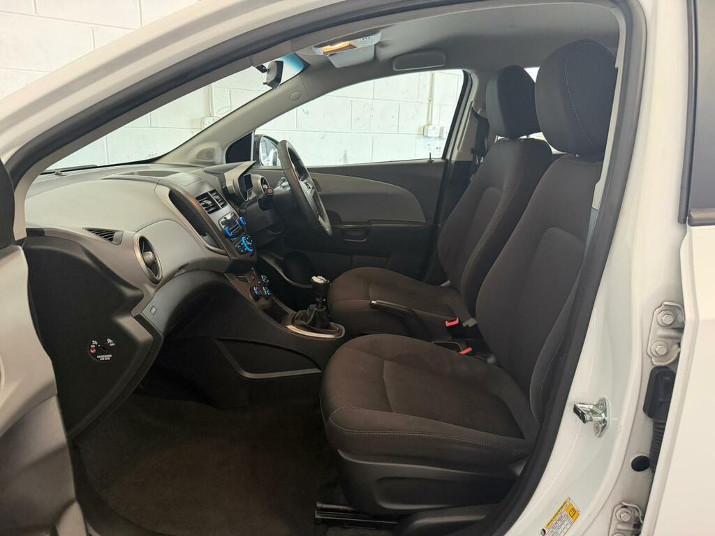 Chevrolet Aveo Ls Silver #11