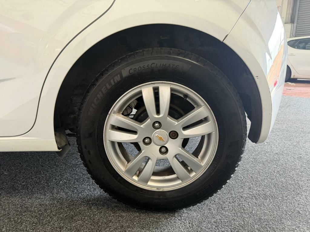 Chevrolet Aveo Ls Silver #29