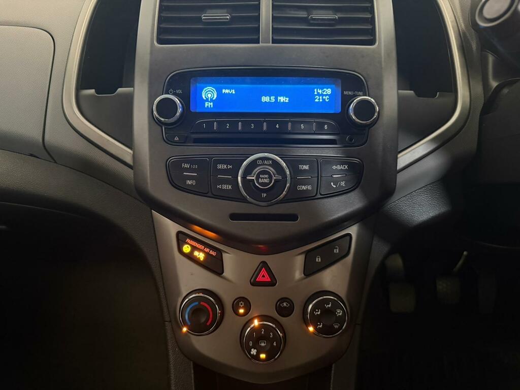 Chevrolet Aveo Ls Silver #16