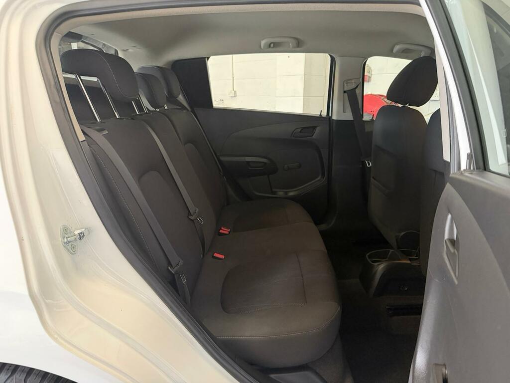 Chevrolet Aveo Ls Silver #9