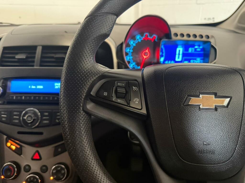 Chevrolet Aveo Ls Silver #19