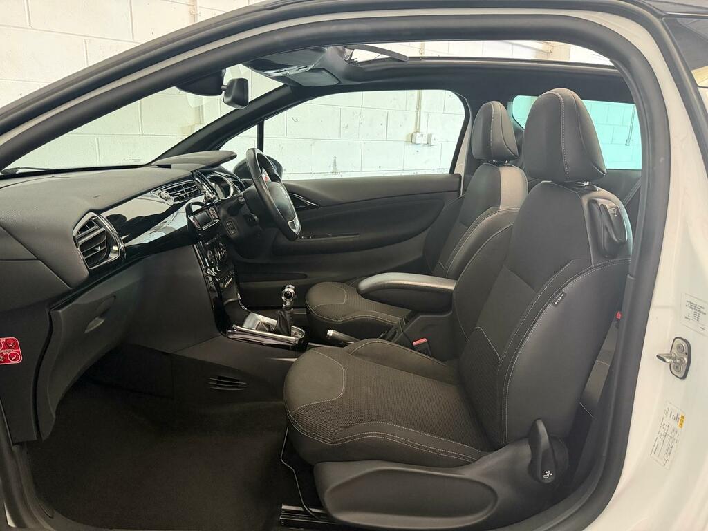 Citroen Ds3 Cabrio Dstyle Plus White #11