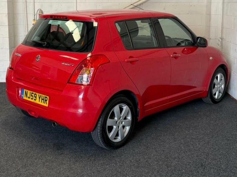 Suzuki Swift 1.5 Glx Red #6