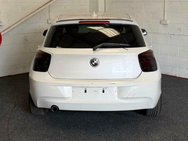 BMW 1 Series Efficientdynamics White #5