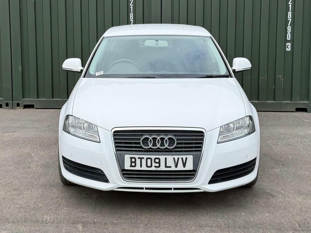 Audi A3 1.6 Technik Sportback Euro 4 White #2