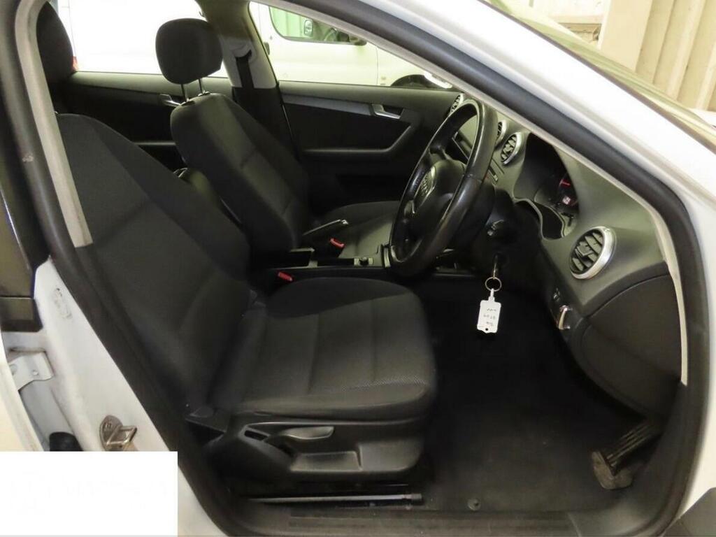 Audi A3 Hatchback 1.9 Tdie Sport Euro 4 200909 Silver #4