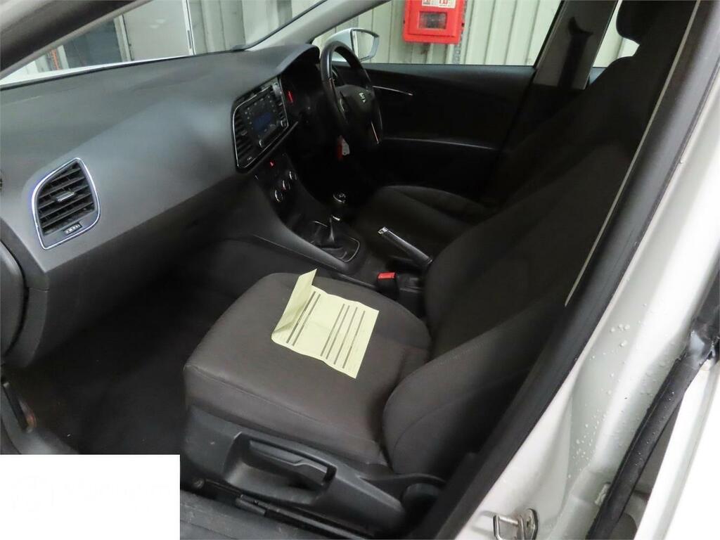 Seat Leon 1.8 Tsi Fr Technology 180 Bhp White #2