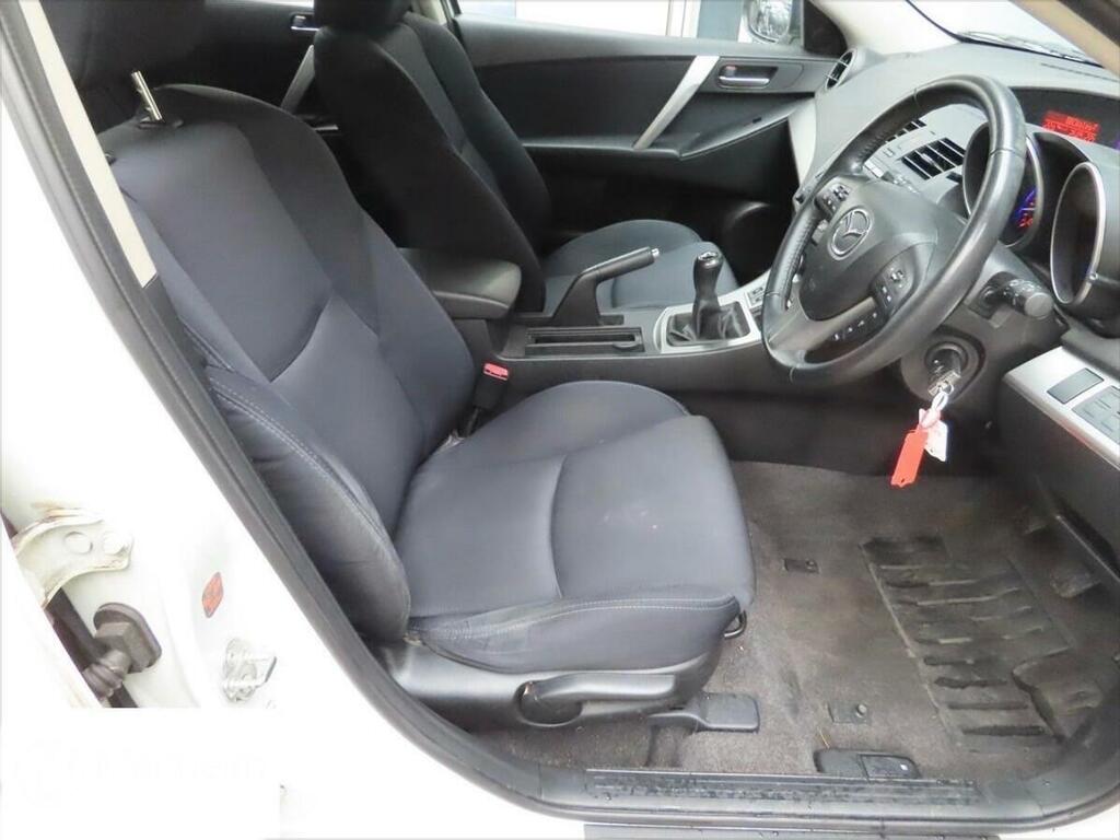 Mazda 3 Takuya White #6