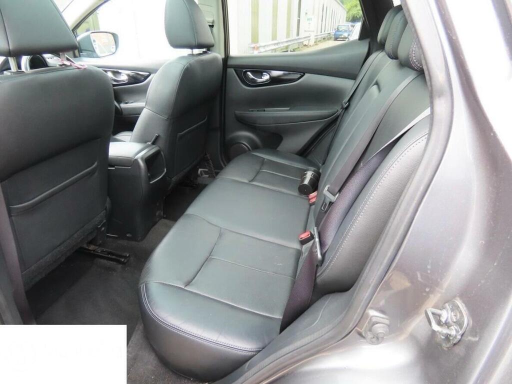 Nissan Qashqai Dci Tekna 128 Silver #9