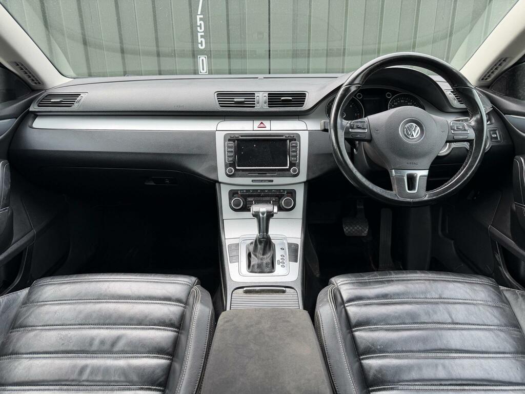 Volkswagen CC Saloon 2.0 Black #11