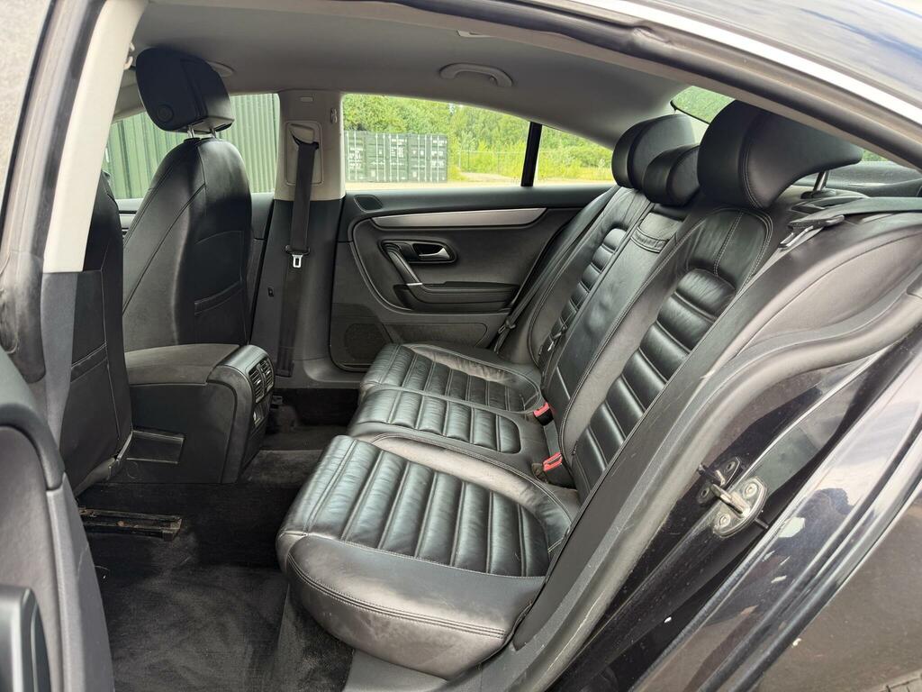 Volkswagen CC Saloon 2.0 Black #9