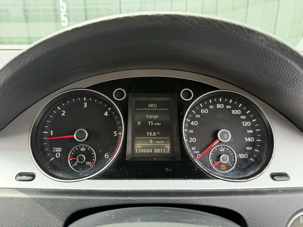 Volkswagen CC Saloon 2.0 Black #13
