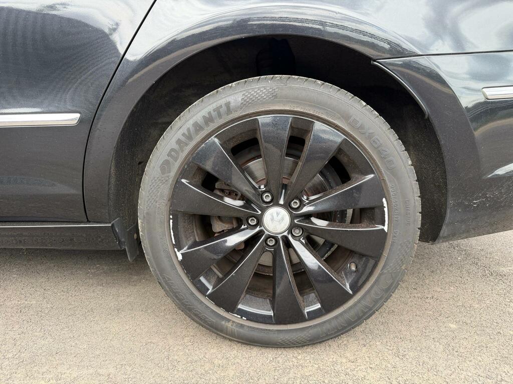 Volkswagen CC Saloon 2.0 Black #28