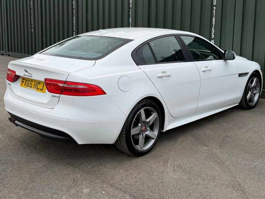 Jaguar XE 2.0D R-sport Euro 6 Ss FX65HCJ White #6