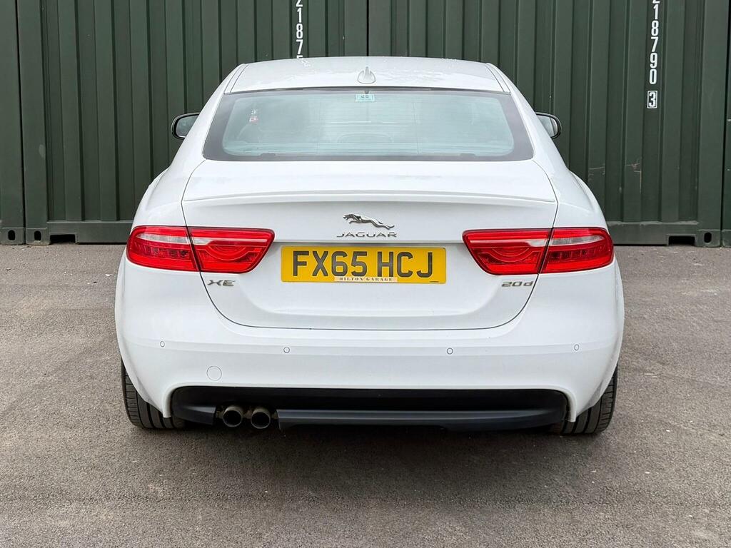 Jaguar XE 2.0D R-sport Euro 6 Ss FX65HCJ White #5