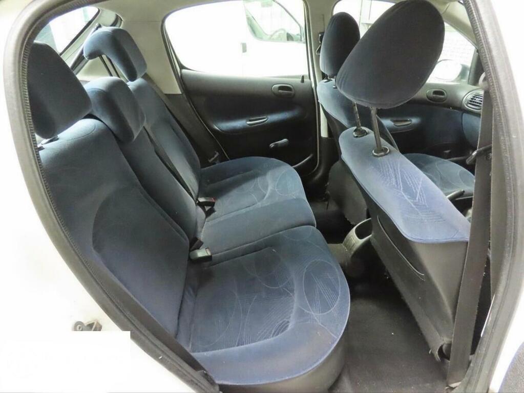 Peugeot 206 1.4 LX Sunroof White #6