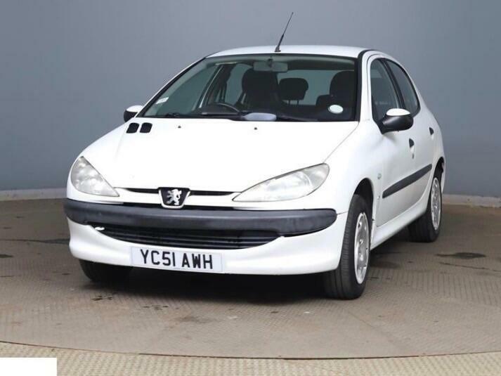 Peugeot 206 1.4 LX Sunroof White #4