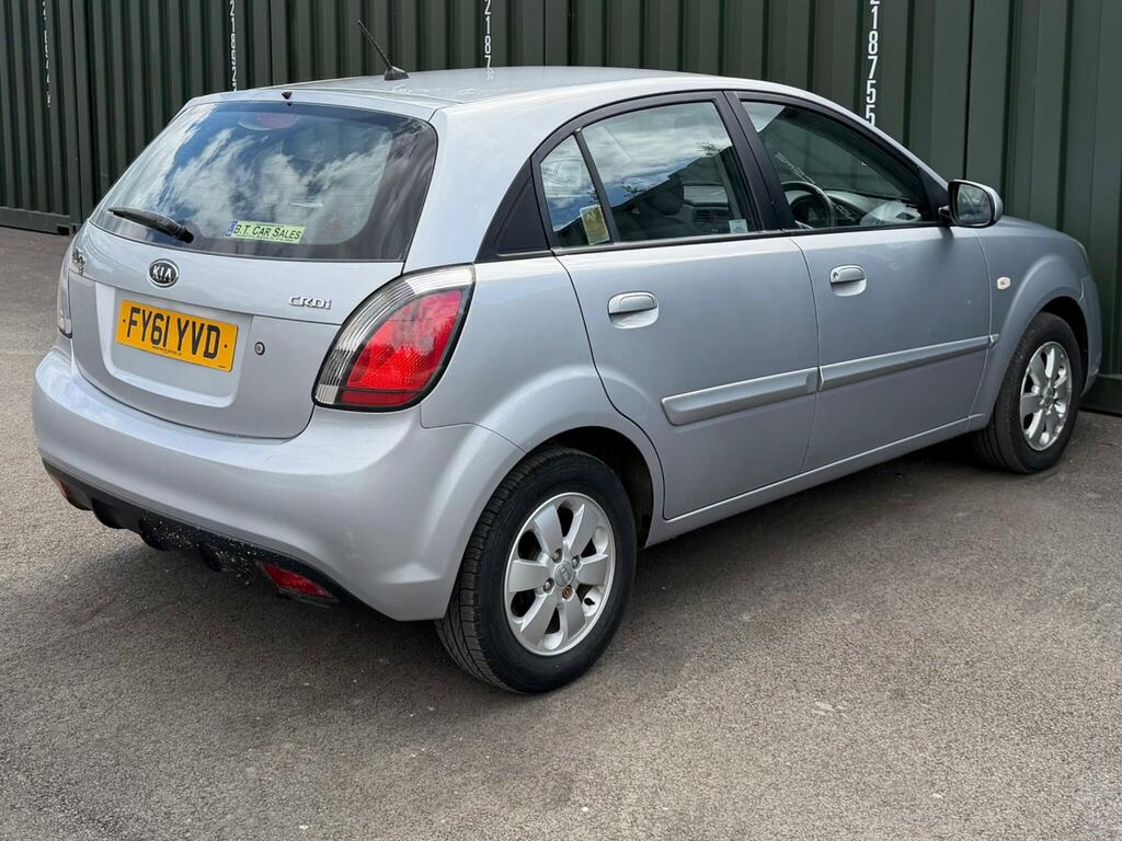 Kia RIO 1.5 Crdi 2 Silver #6